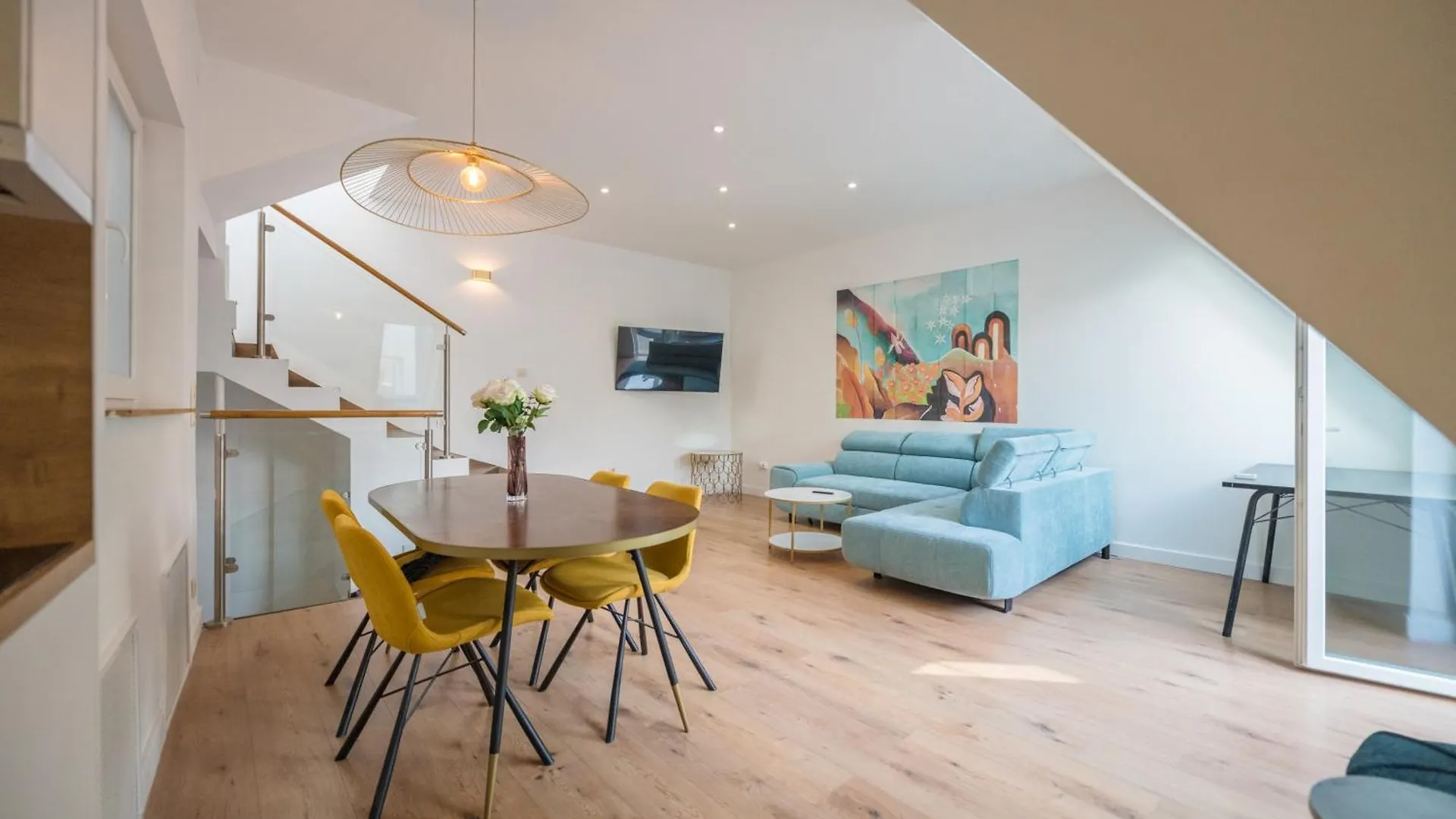 Luxury 5 Bedroom 5 Bathroom Penthouse By The Opera Budapest Hungary