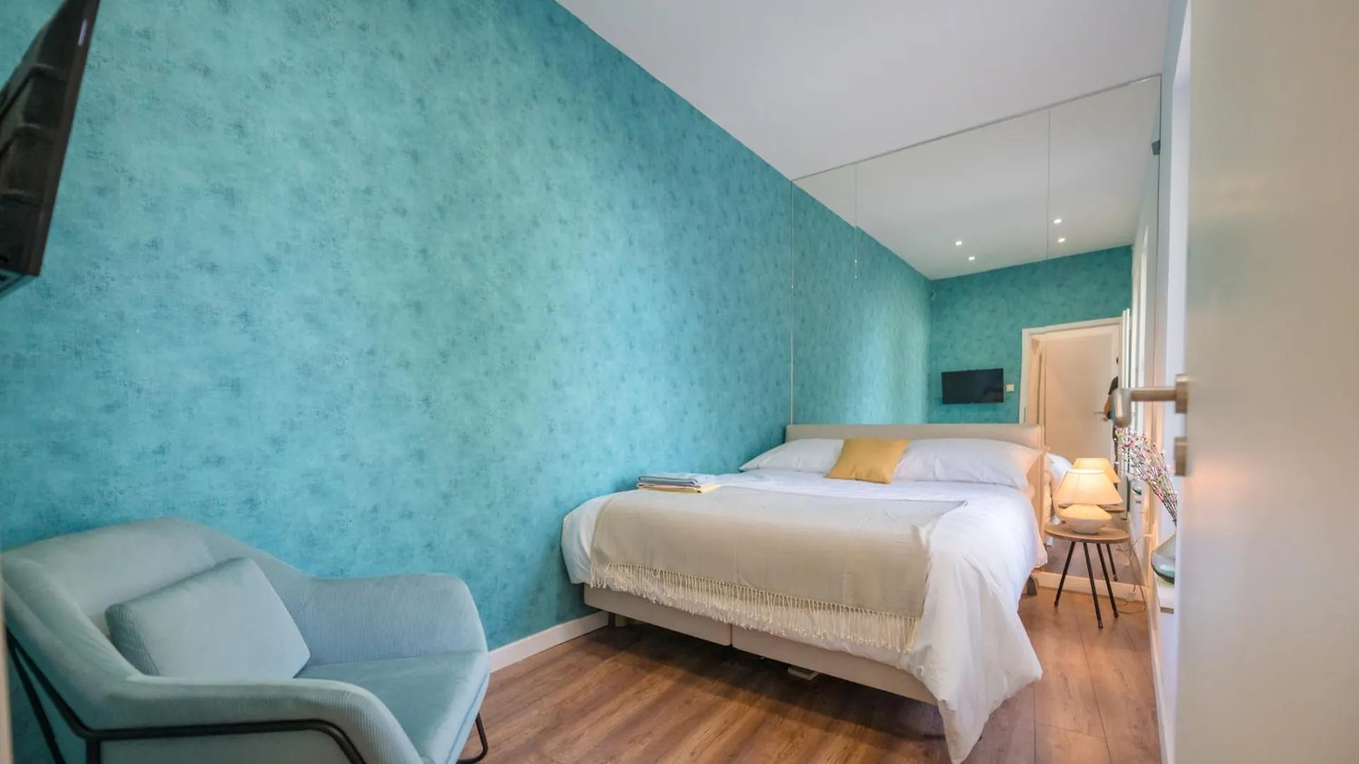 Luxury 5 Bedroom 5 Bathroom Penthouse By The Opera Budapest 0*,  Hungary