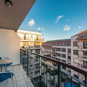 Port Apartment
